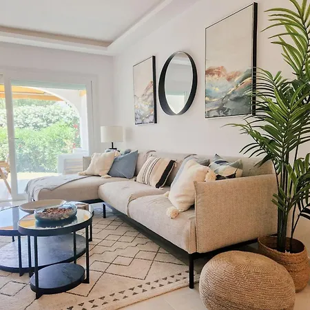 公寓 Modern Two Bedroom In Pueblo Cortes Del Golf Benahavis *